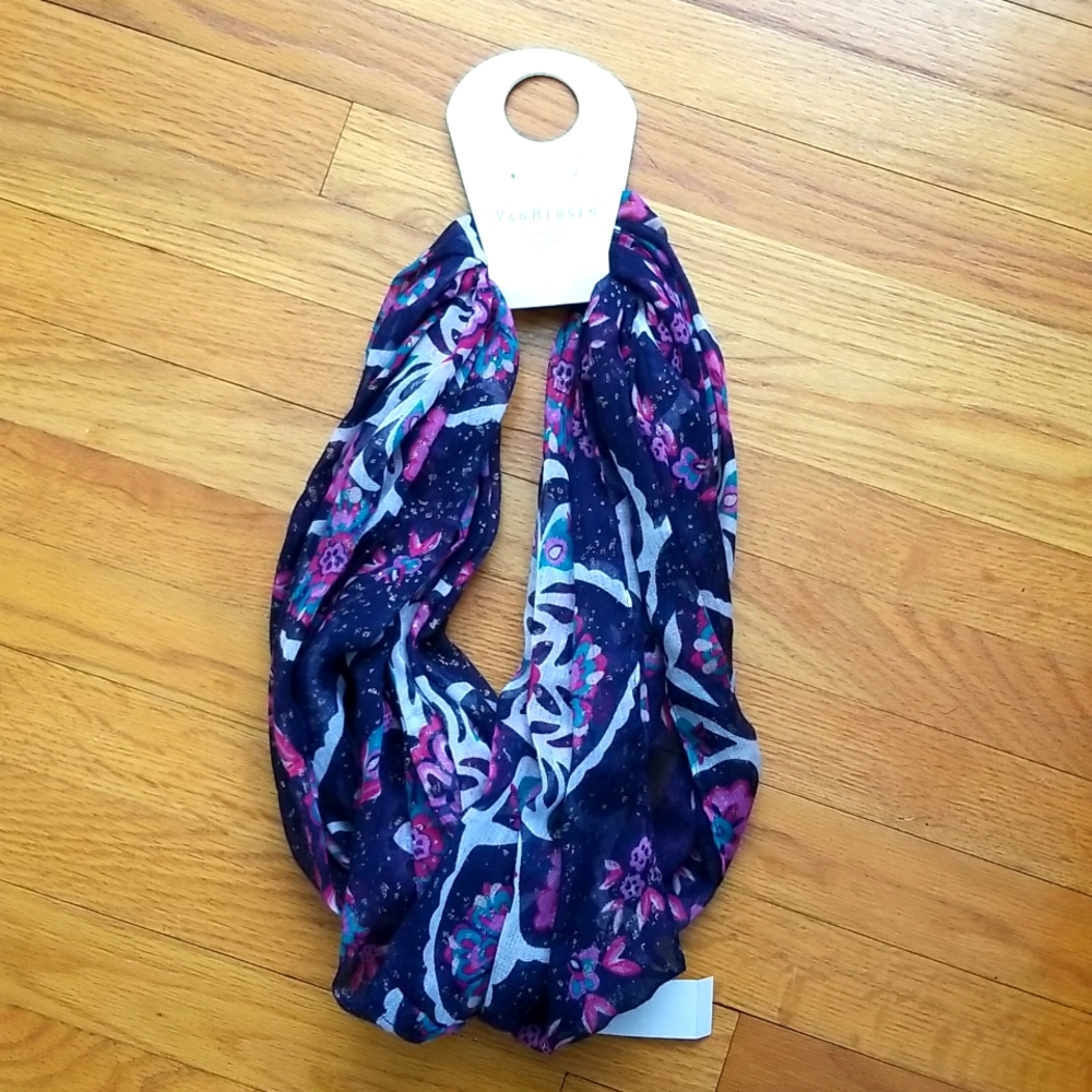 Lightweight Infinity Scarf
